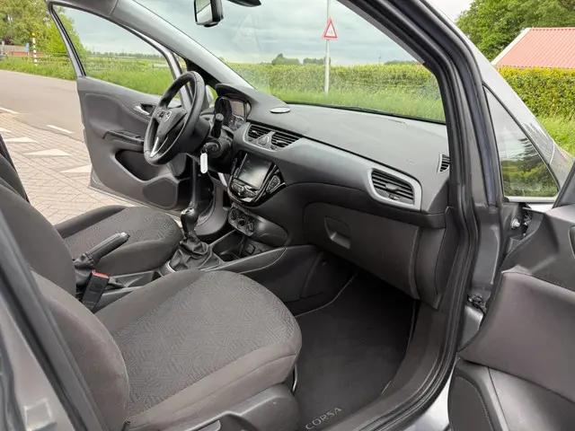 Opel Corsa 1.4 Favourite RIJKLAARPRIJS! 2018 Benzine 10