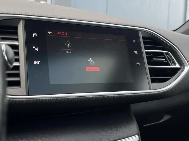 Peugeot 308 1.2 PureTech GT-Line 2020 Benzine 22