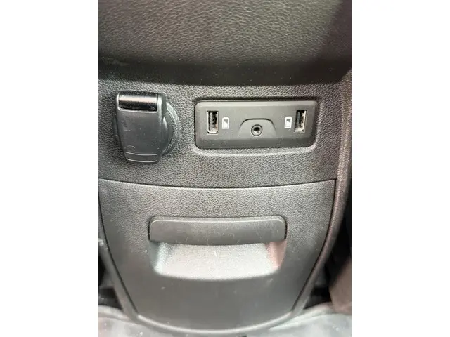 Renault Scénic 1.3 TCe Bose 2018 Benzine 31