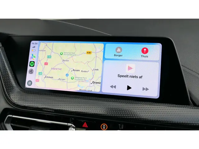 BMW 1 Serie 118i Executive Edition 2020 Benzine 35