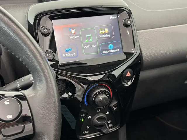 Peugeot 108 1.0 e-VTi Allure TOP! 2019 Benzine 27