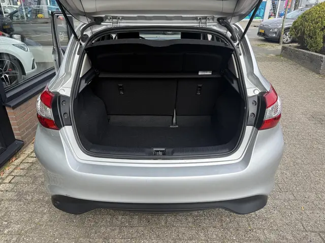 Nissan Pulsar 1.2 DIG-T Connect Edition 2015 Benzine 15