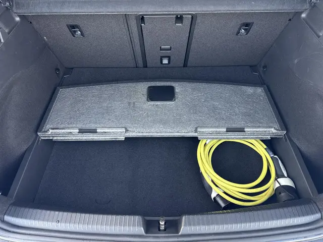 Volkswagen ID.3 First Max 58 kWh 2020 Elektrisch 37