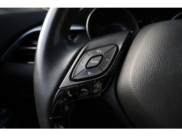 Toyota C-HR 1.8 Hybrid Style 2021 Hybride Benzine 15