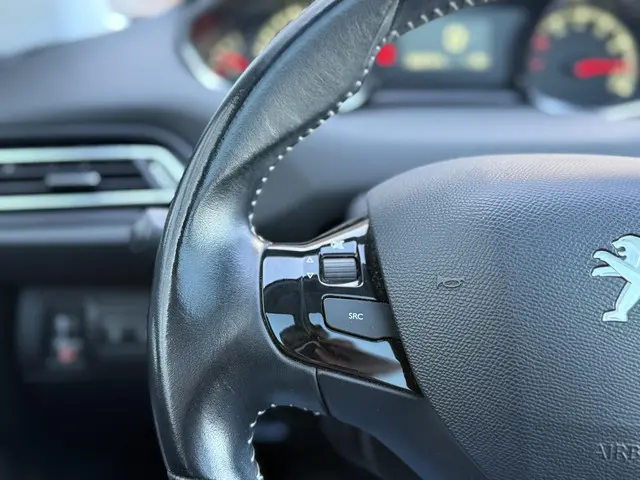 Peugeot 308 1.2 PureTech Style 2016 Benzine 22