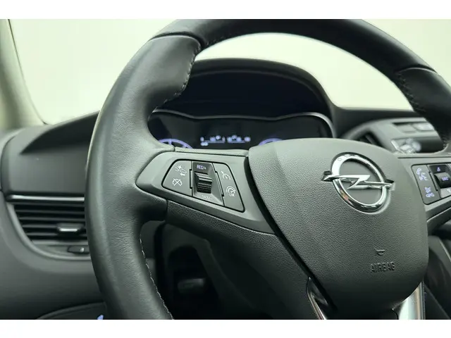 Opel Zafira 1.6 Turbo Business Executive 2017 Benzine 21