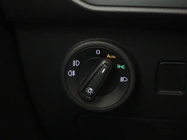 SEAT Ateca 1.5TSI/150PK FL FR DSG 2022 Benzine 25