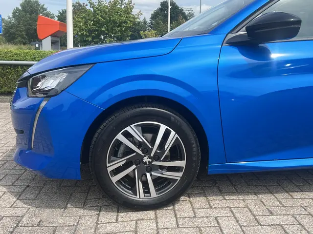 Peugeot 208 1.2 100 pk Allure 2024 Benzine 36