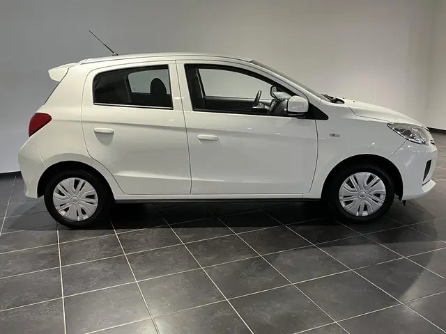 Mitsubishi Space Star 3