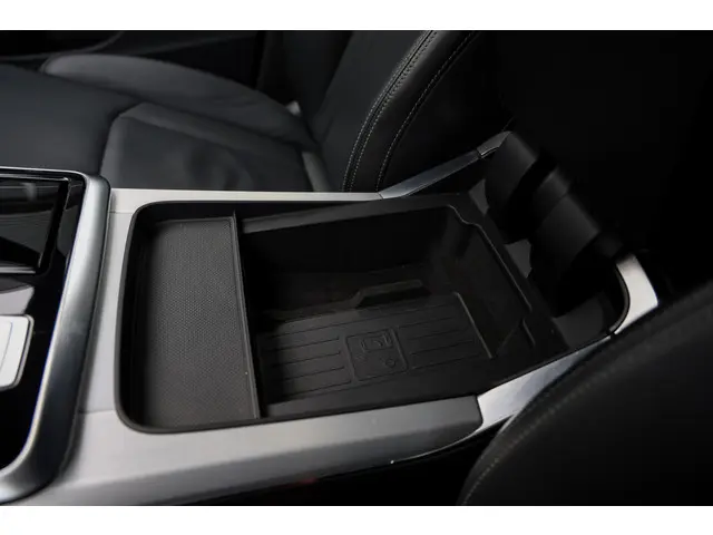 Audi Q7 55 TFSI e quattro S-Line 2022 Hybride Benzine 69