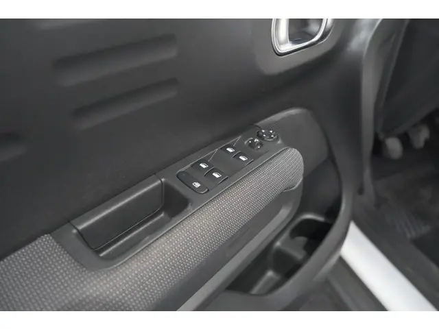 Citroën C3 Aircross PureTech 110 Feel 2021 Benzine 24