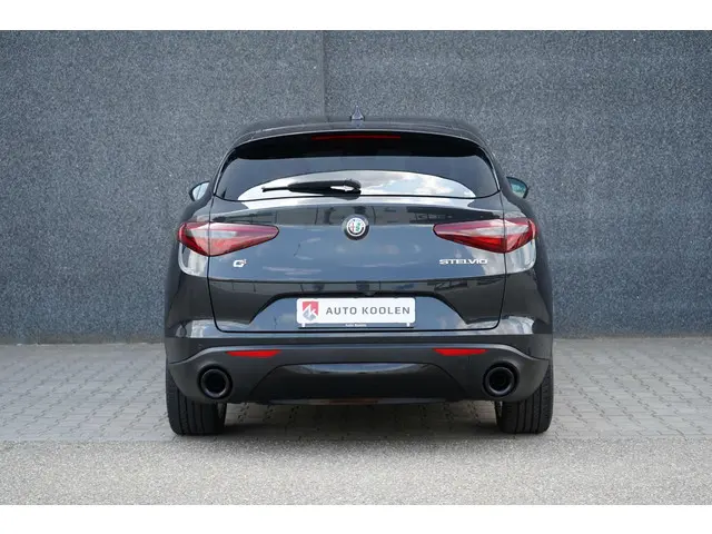 Alfa Romeo Stelvio 2.0 T AWD First Edition 2018 Benzine 6