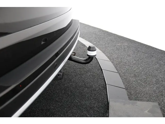 Toyota RAV4 2.5 Hybrid Executive 2017 Hybride Benzine 41