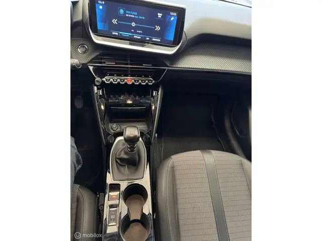 Peugeot 208 1.2 PureTech Blue Lease Allure 2019 Benzine 12