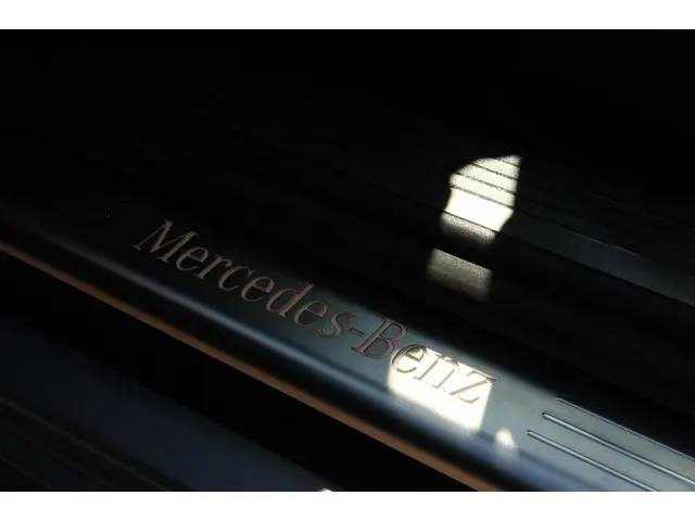 Mercedes-Benz SL 500 2012 Benzine 24