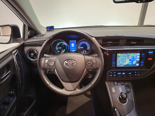 Toyota Auris 1.8 Hybrid Trend 2016 Hybride Benzine 19