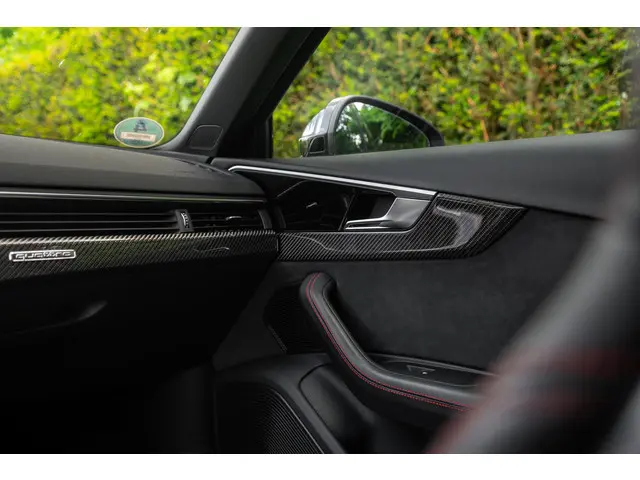 Audi RS4 Avant quattro 2021 Benzine 27