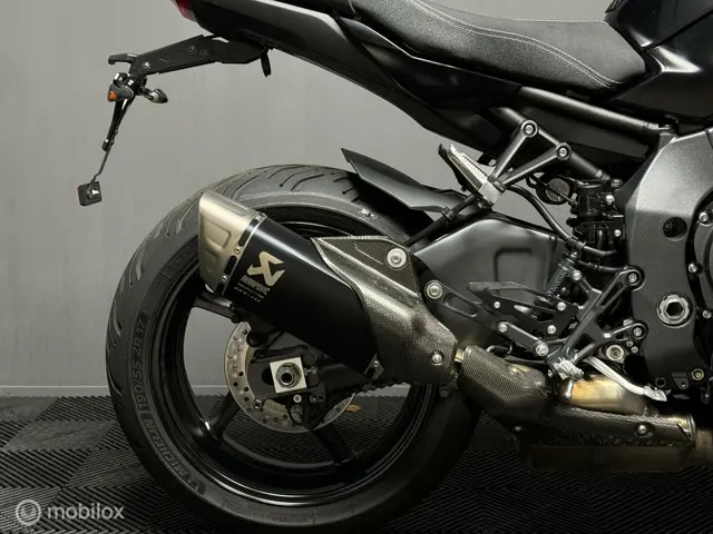 Yamaha MT 10 ABS 2023 Benzine 2