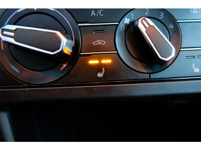 Volkswagen Polo 1.0 TSI Comfortline 2018 Benzine 17