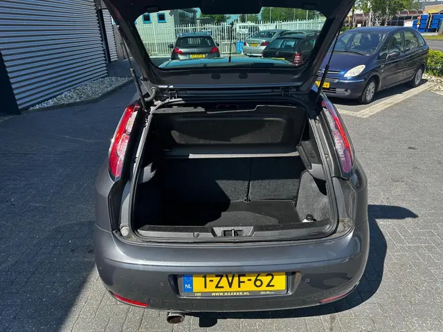 Fiat Punto Evo 0.9 TwinAir Racing 2015 Benzine 20
