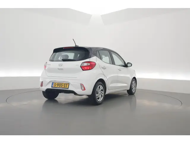Hyundai i10 1.0 Comfort 2023 Benzine 2