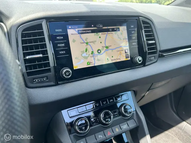 Škoda Karoq 1.5 TSI ACT Sportline Business 2021 Benzine 9