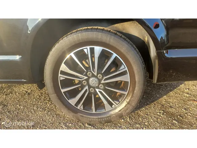 Volkswagen Transporter 2.0 TDI L2H1 30 DC 2021 Diesel 6