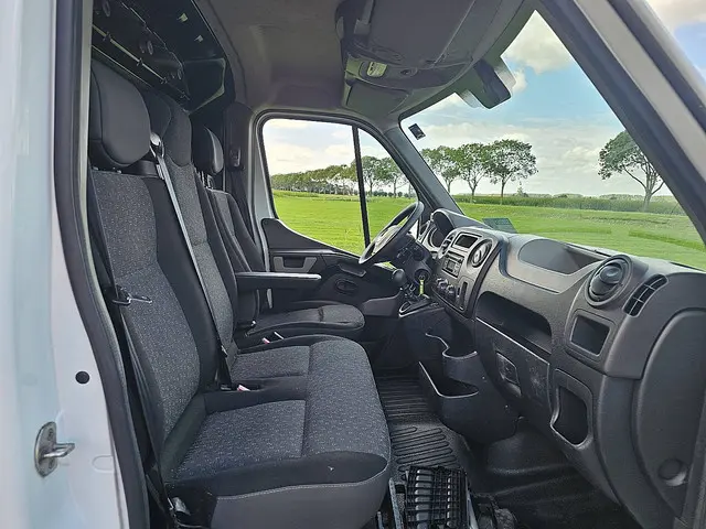 Opel Movano 2.3 2016 Diesel 7
