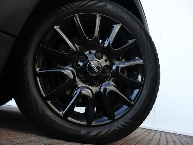 MINI Cooper Mini 1.5 Camden Edition 2023 Benzine 46