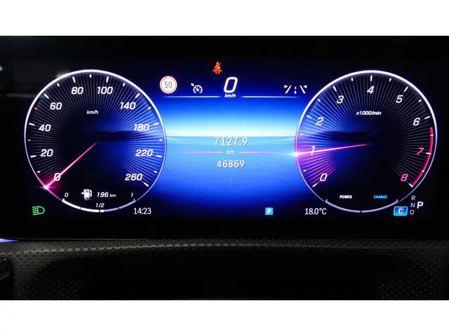 Mercedes-Benz A-Klasse 200 AMG Line 2023 Benzine 5