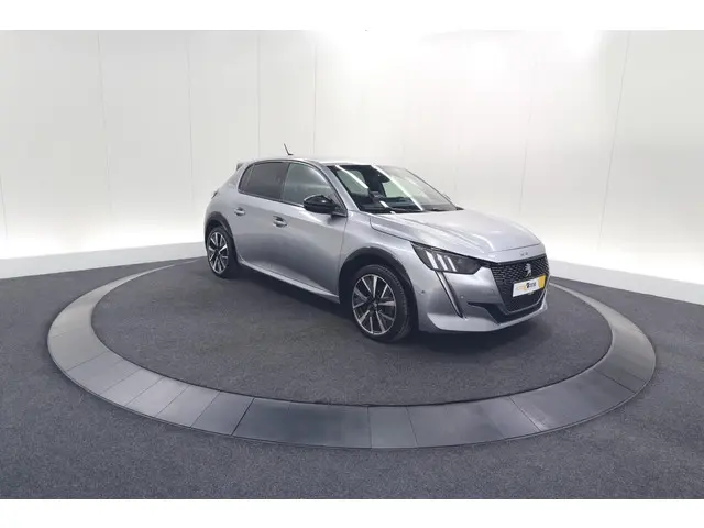 Peugeot 208 PureTech 131 EAT8 GT 2023 Benzine 76