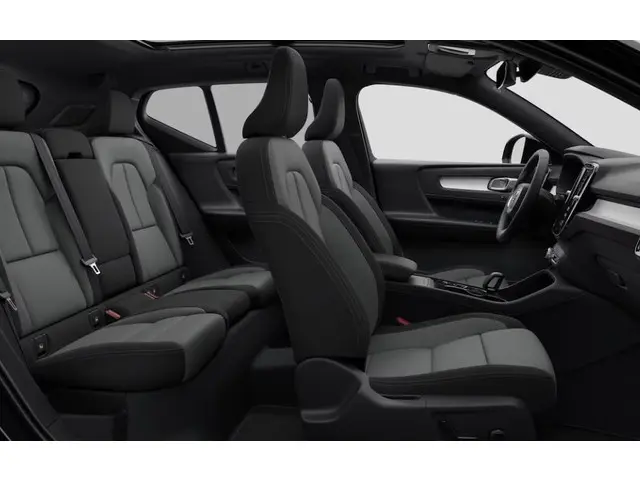 Volvo XC40 3