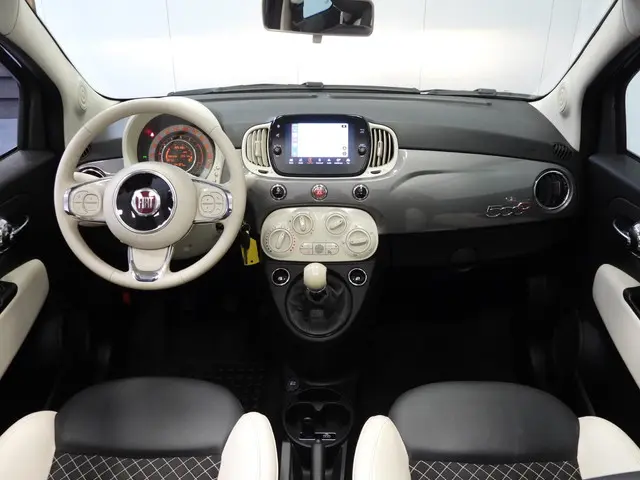 Fiat 500C 1.0 Cabrio Hybrid Dolcevita 2021 Benzine 5