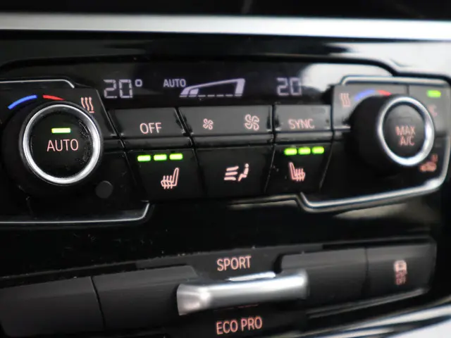 BMW 2 Serie Active Tourer 218i 136 PK AUT. 2015 Benzine 12