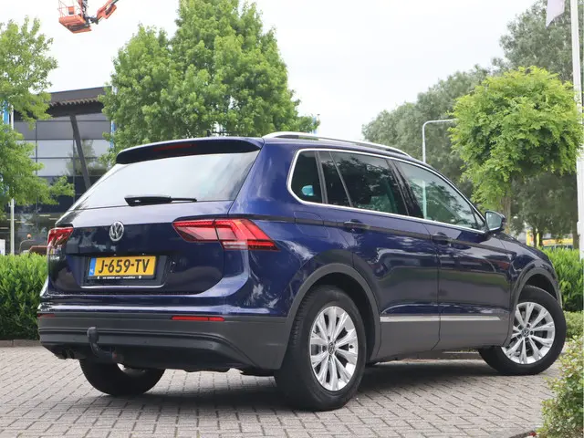 Volkswagen Tiguan 1.5 TSI Comfortline 2020 Benzine 2
