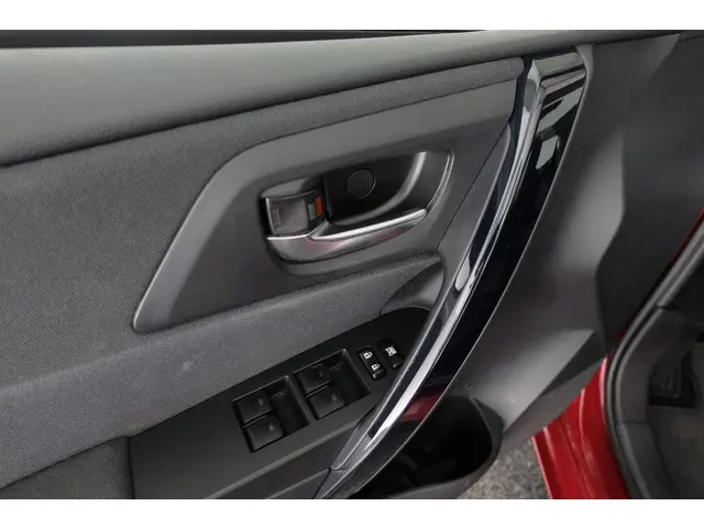 Toyota Auris 1.8 Hybrid Energy Plus 2018 Hybride Benzine 24