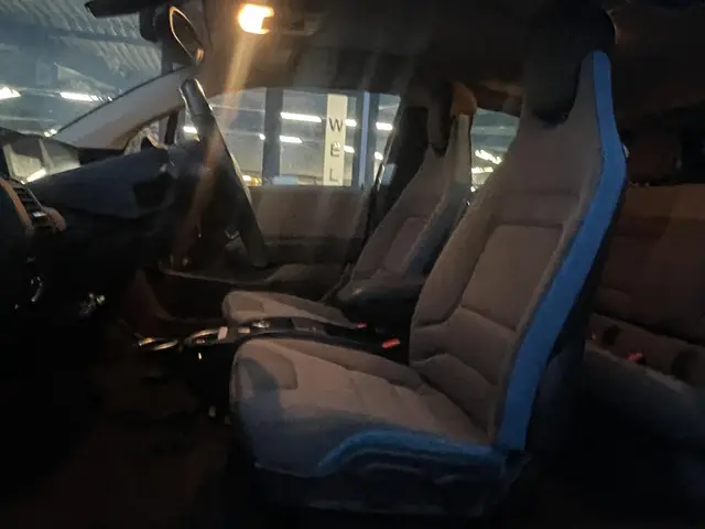 BMW i3 Basis 94Ah 33 kWh 2017 Elektrisch 15