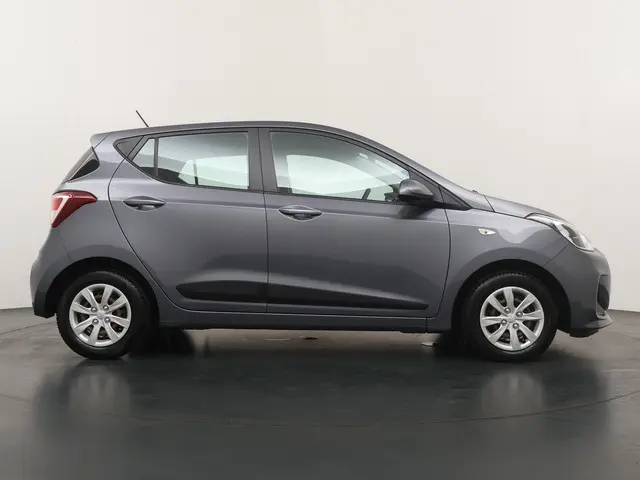 Hyundai i10 1.0i 67PK Comfort 2018 Benzine 6