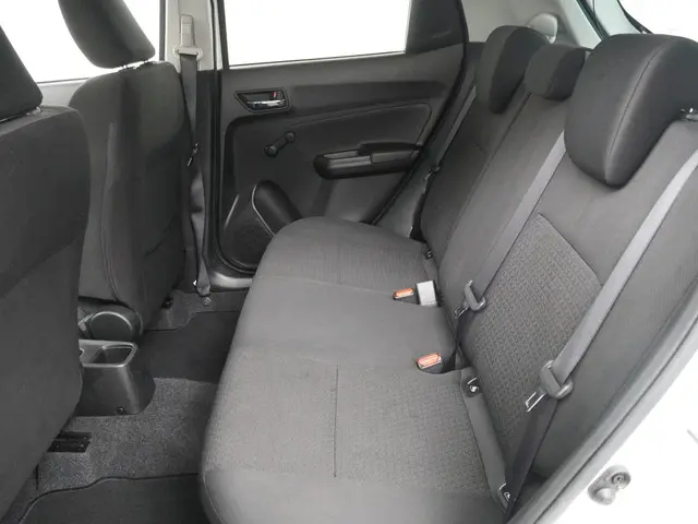 Suzuki Swift 1.2 Sportline 2019 Benzine 10