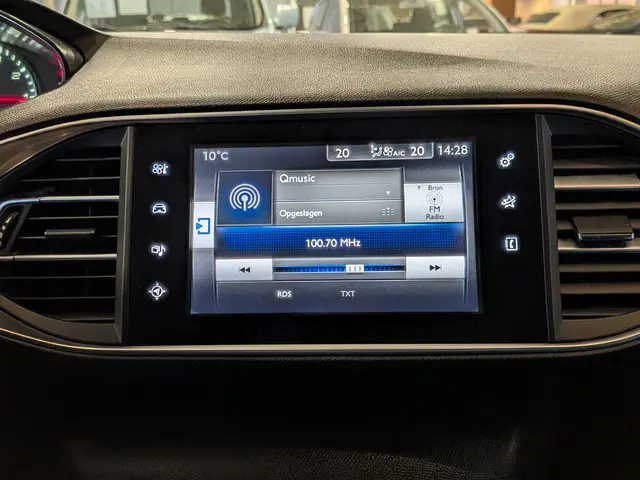 Peugeot 308 1.2 VTi Blue Lease 2013 Benzine 11