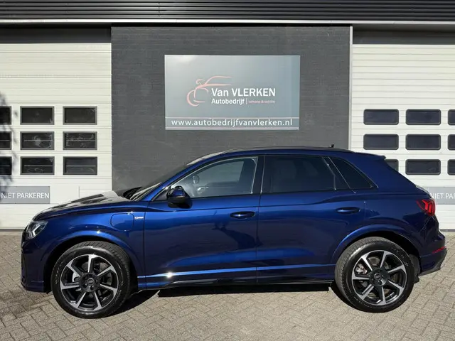 Audi Q3 45 TFSI e S edition 2022 Hybride Benzine 3