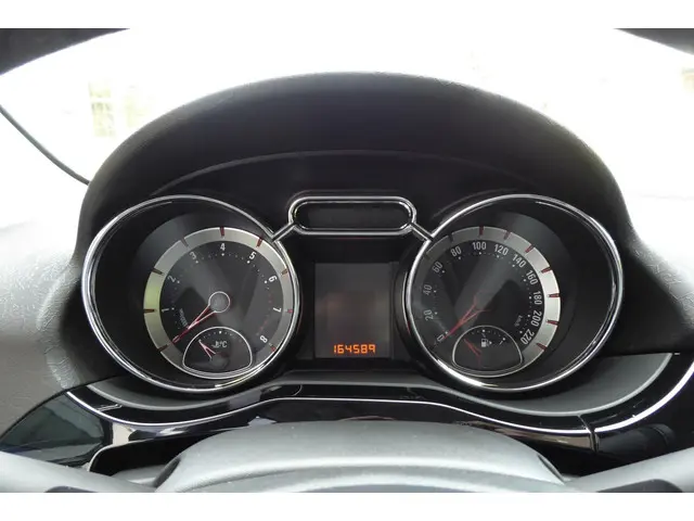 Opel ADAM 1.4 Jam, 2013, 16 inch velgen, Airco 2013 Benzine 13