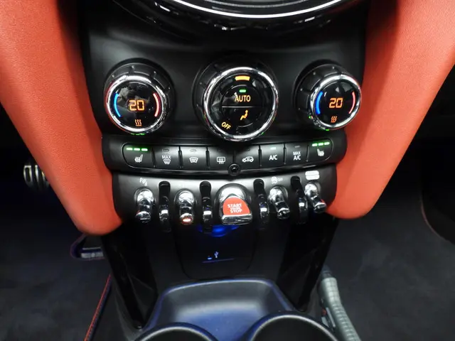 MINI 3-Deurs John Cooper Works 2021 Benzine 14