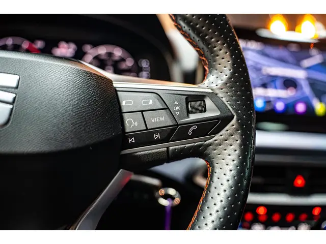 SEAT Ibiza 1.0 TSI FR|NAVI|CLIMATE|LIMITED 2022 Benzine 19