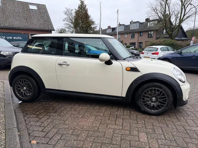 MINI One Mini 1.6 MINIMALIST 2013 Benzine 4
