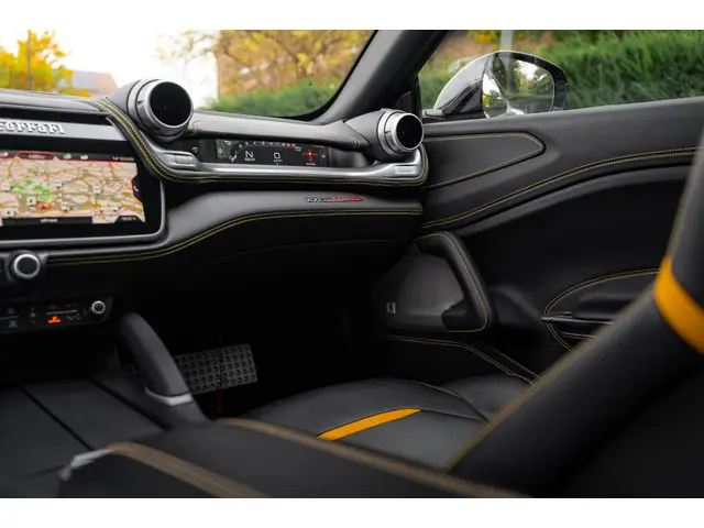 Ferrari GTC4Lusso 6.3 V12 2016 Benzine 24