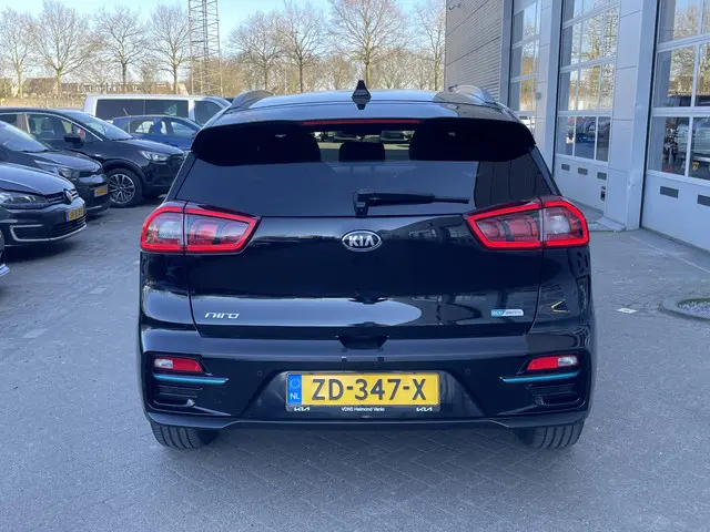 Kia e-Niro ExecutiveLine 64 kWh 2019 Elektrisch 8