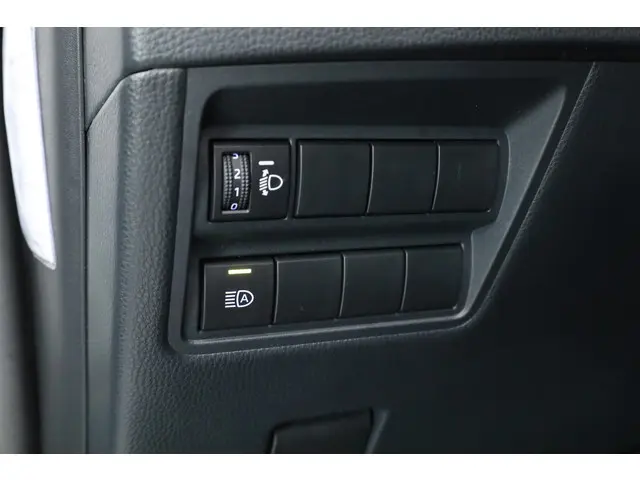 Toyota Yaris 1.5 Hybrid Dynamic 2023 Hybride Benzine 9