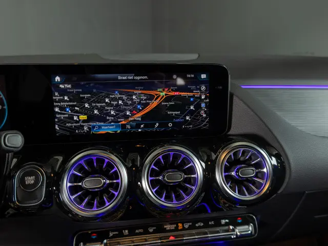 Mercedes-Benz EQA 250 Luxury Line 2024 Elektrisch 26