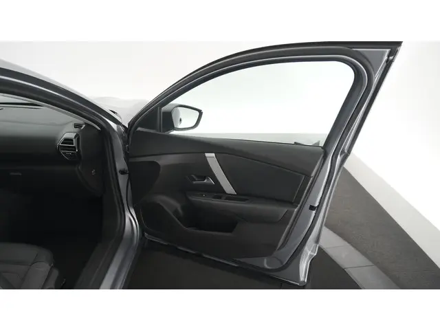 Citroën C4 X PureTech 130 EAT8 Plus 2023 Benzine 55
